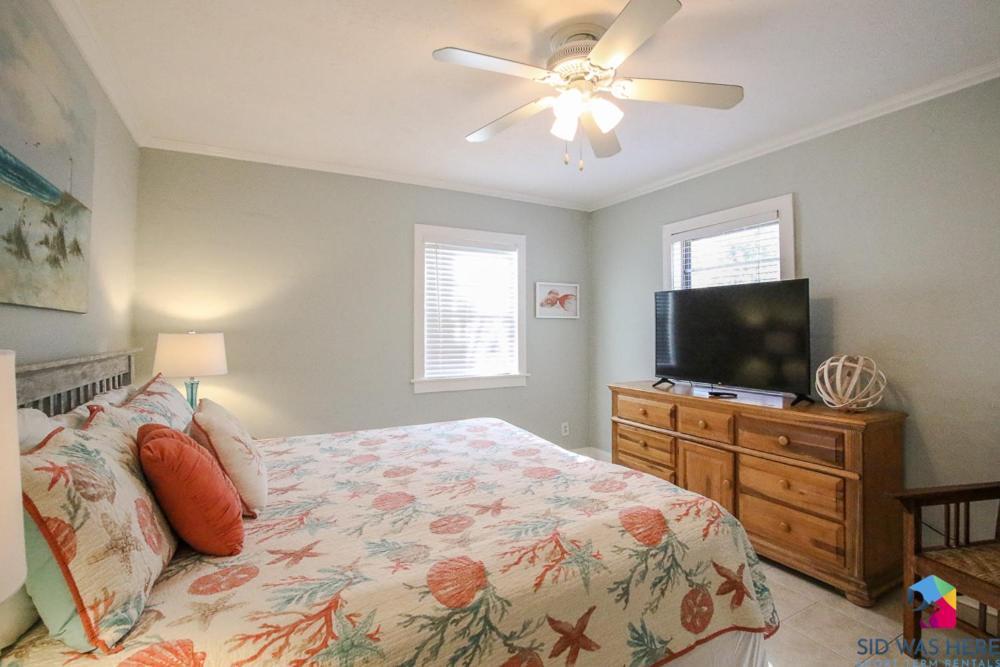 Sandys Dream Walk To North Beach Lower Apartment Tybee Island Eksteriør billede