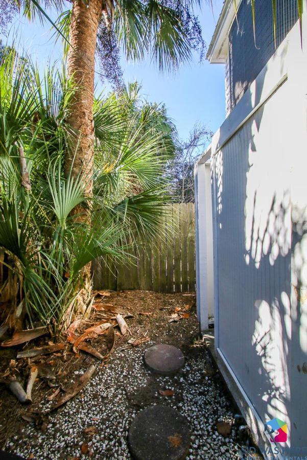 Sandys Dream Walk To North Beach Lower Apartment Tybee Island Eksteriør billede