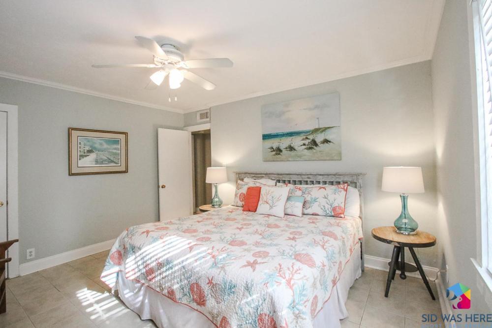 Sandys Dream Walk To North Beach Lower Apartment Tybee Island Eksteriør billede